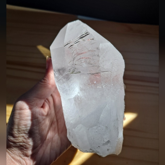 Stunning Extra Large Natural Quartz Crystal Point - Picture 3 of 11
